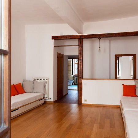 Maison Isabella - Appartamento Nel Cuore Di Aosta Exteriér fotografie
